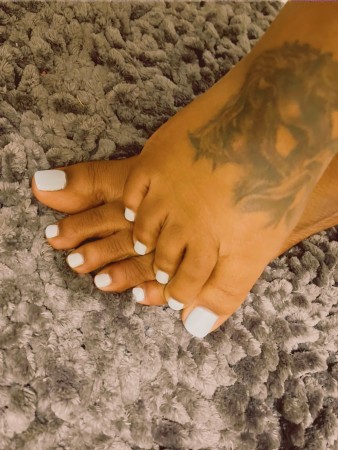 Ms. Toes to Bone